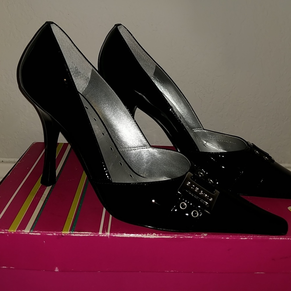 BCBG Heels 8.5